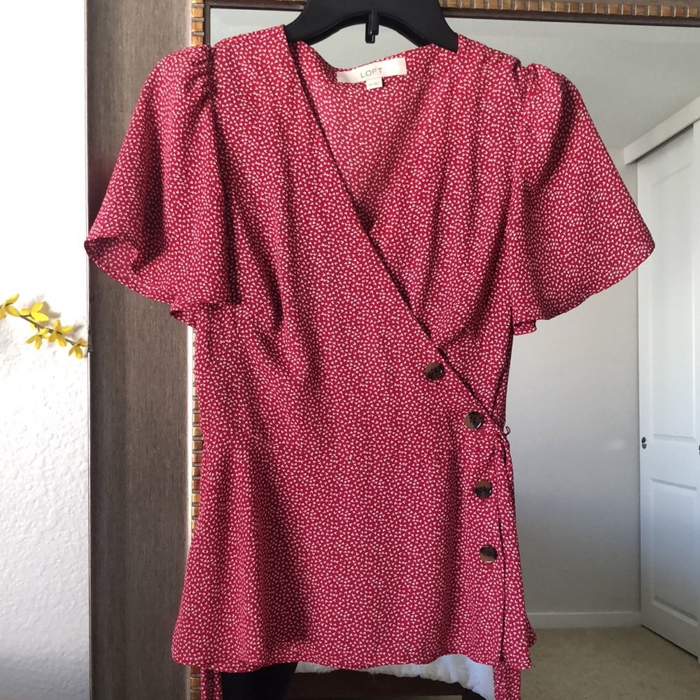 Loft women’s wrap v neck short sleeve top